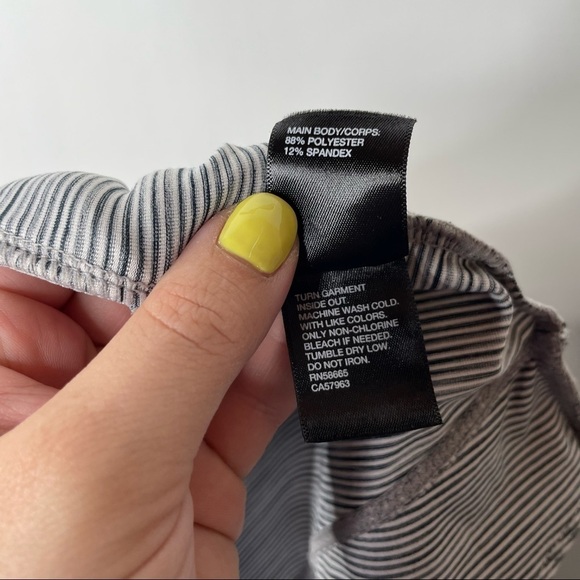 Zella Scoop Back Striped Activewear Long Sleeve Top Small - Picture 7 of 7